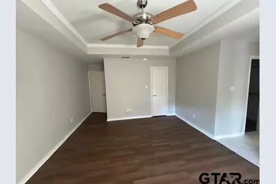 5401 Hollytree Drive Apt 2101, Tyler, TX 75703 - Photo 3