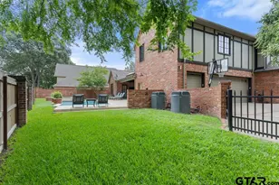 2202 Woodlands Dr, Tyler, TX 75703 - Photo 7