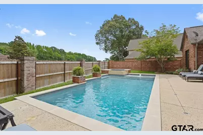 2202 Woodlands Dr., Tyler, TX 75703 - Photo 9