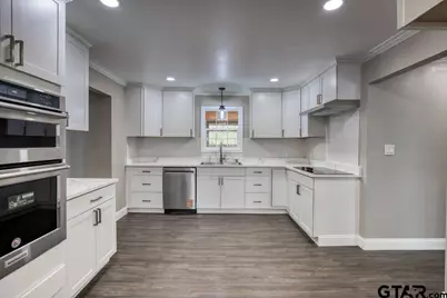 1008 Woodland Dr., Palestine, TX 75801 - Photo 9