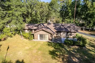 331 Bent Horseshoe Ln, Holly Lake Ranch, TX 75765 - Photo 11