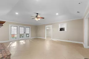 505 Bentley Ct, Tyler, TX 75703 - Photo 5