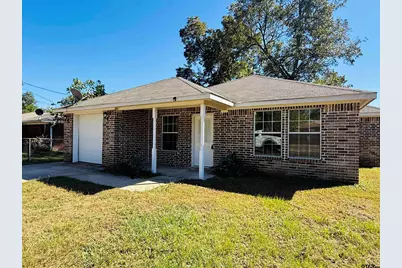 203 Reynolds St, Pittsburg, TX 75686 - Photo 1