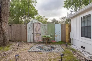 321 W 3rd, Tyler, TX 75701 - Photo 15