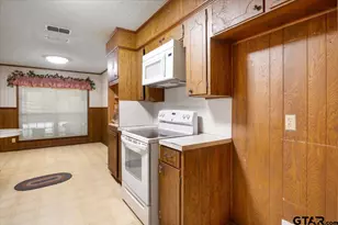 1302 Jeb Stuart Dr, Tyler, TX 75703 - Photo 13