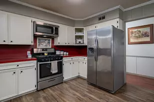 1408 Westfield St, Tyler, TX 75701 - Photo 9