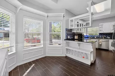 801 Beth Dr, Tyler, TX 75703 - Photo 11