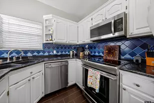 801 Beth Dr, Tyler, TX 75703 - Photo 11
