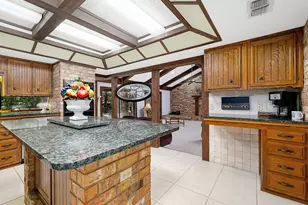 1639 SE Loop 456, Jacksonville, TX 75766 - Photo 11