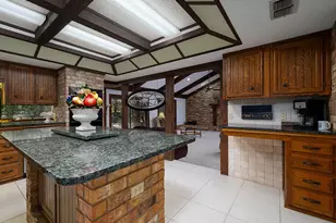 1639 SE Loop 456, Jacksonville, TX 75766 - Photo 13