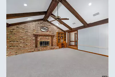 1639 SE Loop 456, Jacksonville, TX 75766 - Photo 7