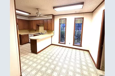 3239 Berryhill Dr, Tyler, TX 75702 - Photo 5