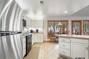 22780 Diamond Bay Dr, Frankston, TX 75763 - Photo 27