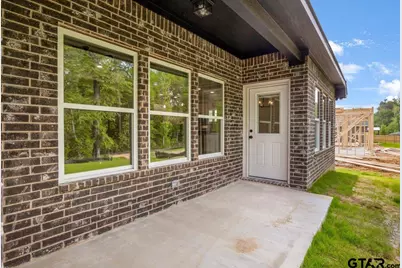 16226 Crossing Circle, Lindale, TX 75771 - Photo 43
