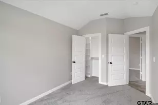 16226 Crossing Cir, Lindale, TX 75771 - Photo 35