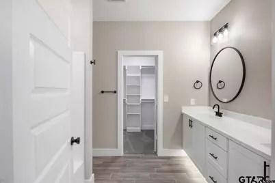16226 Crossing Circle, Lindale, TX 75771 - Photo 23