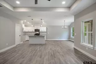 16226 Crossing Cir, Lindale, TX 75771 - Photo 11