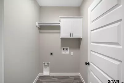 16226 Crossing Circle, Lindale, TX 75771 - Photo 31