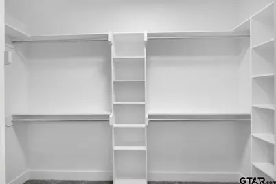 16226 Crossing Circle, Lindale, TX 75771 - Photo 17