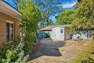 1835 Melba Dr, Tyler, TX 75701 - Photo 3