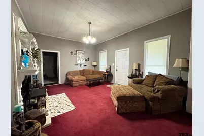 123 E 12th St., Mt Pleasant, TX 75455 - Photo 3