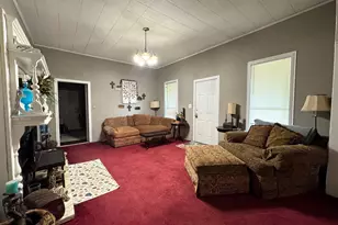 123 E 12th St, Mt Pleasant, TX 75455 - Photo 3