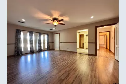 580 Oakwood Dr, Kilgore, TX 75662 - Photo 35