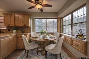 580 Oakwood Dr, Kilgore, TX 75662 - Photo 13