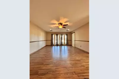 580 Oakwood Dr, Kilgore, TX 75662 - Photo 35