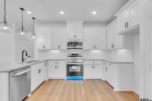 1410 W Connally St, Tyler, TX 75701 - Photo 7