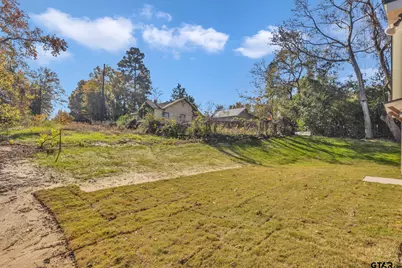 1410 W Connally St, Tyler, TX 75701 - Photo 29