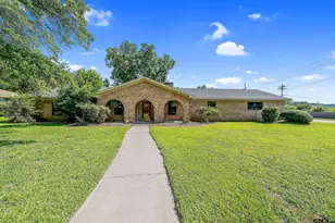 202 Molly Ln, Mineola, TX 75773 - Photo 1