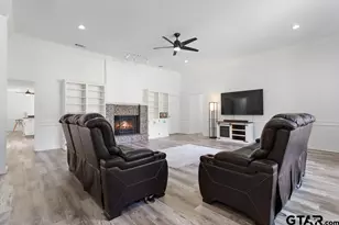 1603 Old Oak Dr, Tyler, TX 75703 - Photo 9