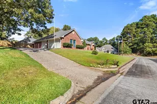 1603 Old Oak Dr, Tyler, TX 75703 - Photo 3