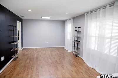 1501 S Main St, Lindale, TX 75771 - Photo 9