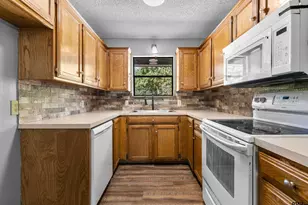 473 Meadow View, Holly Lake Ranch, TX 75765 - Photo 17