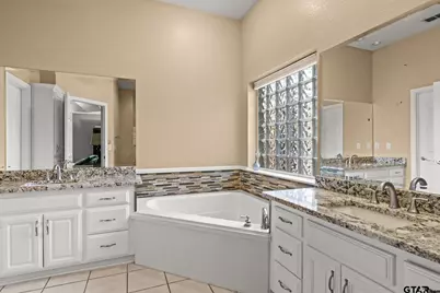 2301 S Williams Avenue, Mt Pleasant, TX 75455 - Photo 27