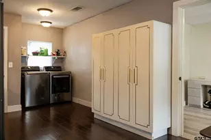 514 N College St, Lindale, TX 75771 - Photo 19