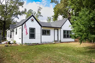 514 N College St, Lindale, TX 75771 - Photo 1