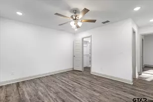 210 Cross St, Bullard, TX 75757 - Photo 13