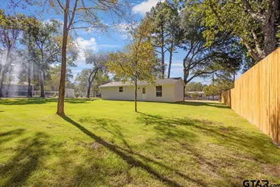 15610 Simmons Lane, Lindale, TX 75771 - Photo 17