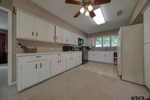 1225 Chateau Ln, Hideaway, TX 75771 - Photo 21