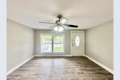 219 Half St, Lindale, TX 75771 - Photo 3