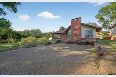 109 Maxine St, Mineola, TX 75773 - Photo 1