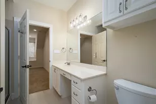 1940 Stonehill Dr, Tyler, TX 75703 - Photo 33