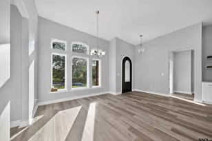 105 Maxine St, Mineola, TX 75773 - Photo 5