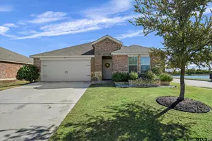 909 Farmstead Wy, Royse City, TX 75189 - Photo 1