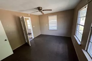 582 E Main St, Van, TX 75790 - Photo 11