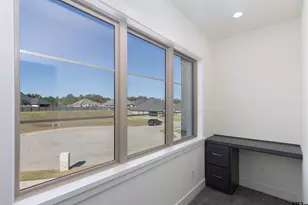 1340 Fairfield Ln, Tyler, TX 75703 - Photo 29