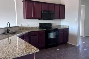 400 Hyde Park, Chandler, TX 75758 - Photo 3